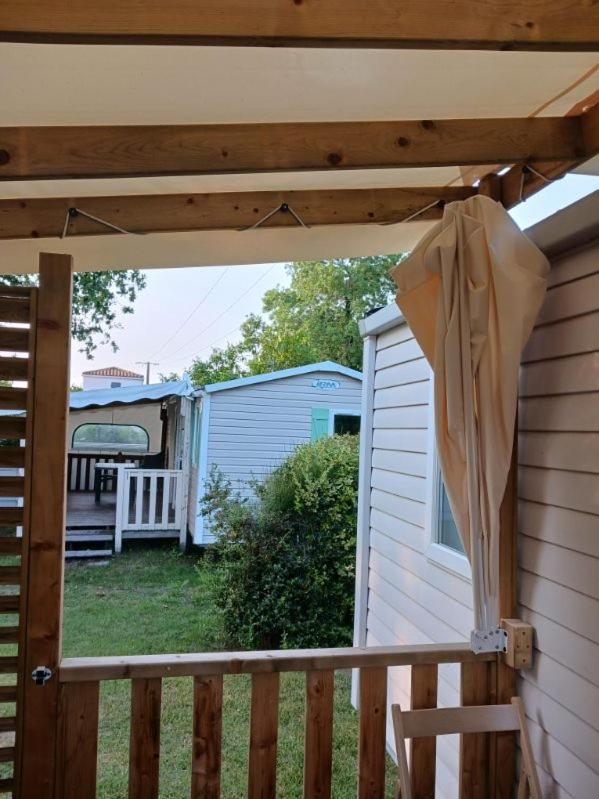 Mobilhome 6 Pers Avec Clim Saint-Georges-de-Didonne Kültér fotó
